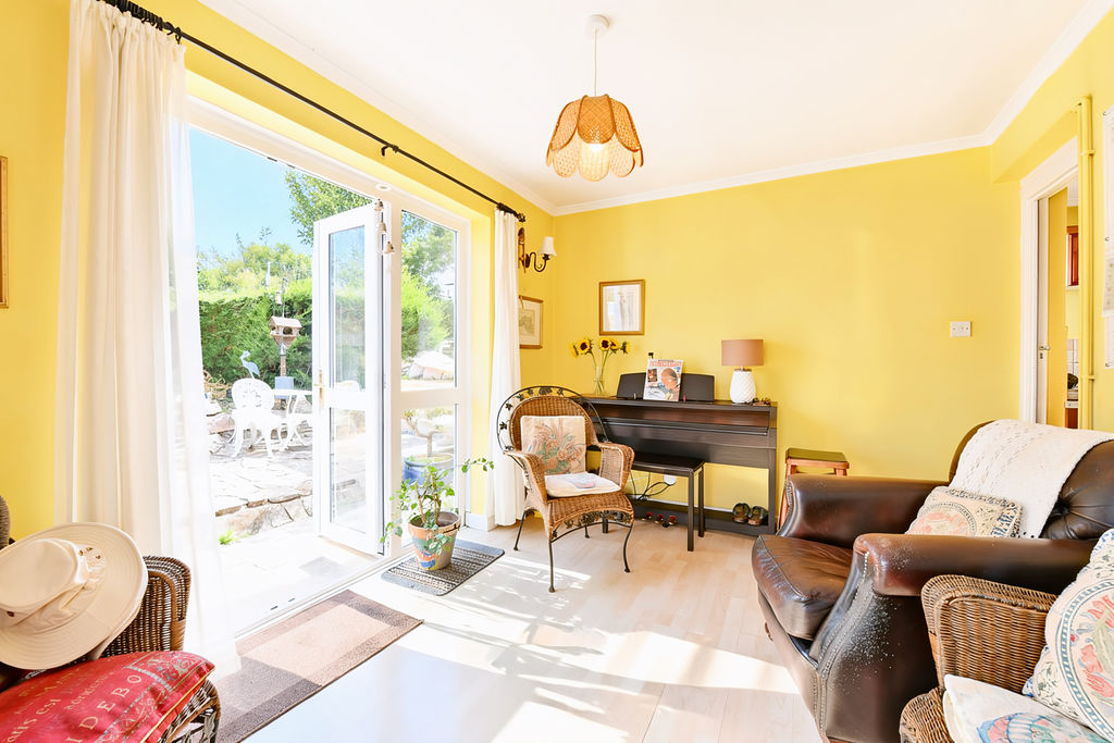 Garden Room- click for photo gallery